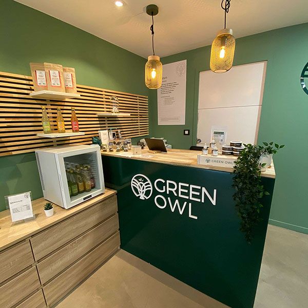 boutique CBD Green Owl