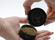 Grinder Métal Green Owl